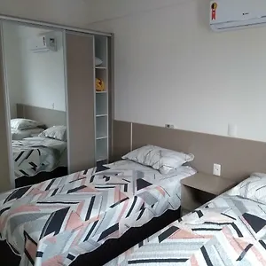Residencial Varadero Apartamento Bombinhas