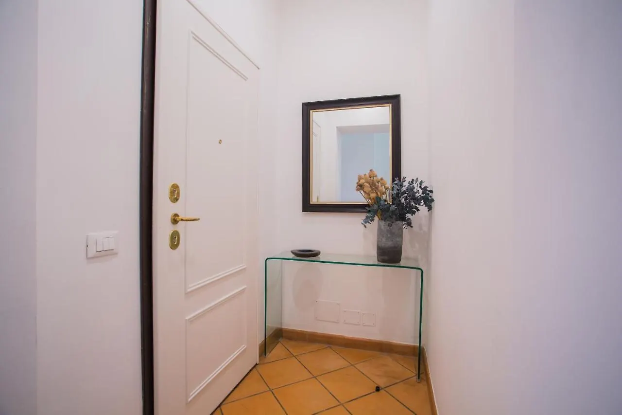 רומא Domus Regola Luxury Apartment